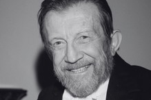 Edward Linde-Lubaszenko nie żyje. Wstrząsająca historia jego dzieciństwa i dwóch ojców