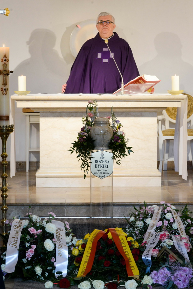 Ksiądz odczytał list rodziny Bożeny Dykiel. Poruszające słowa