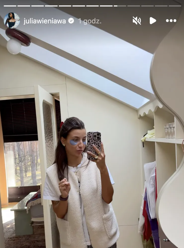 Tak wygląda dom w lesie Julii Wieniawy fot. Instagram @juliawieniawa
