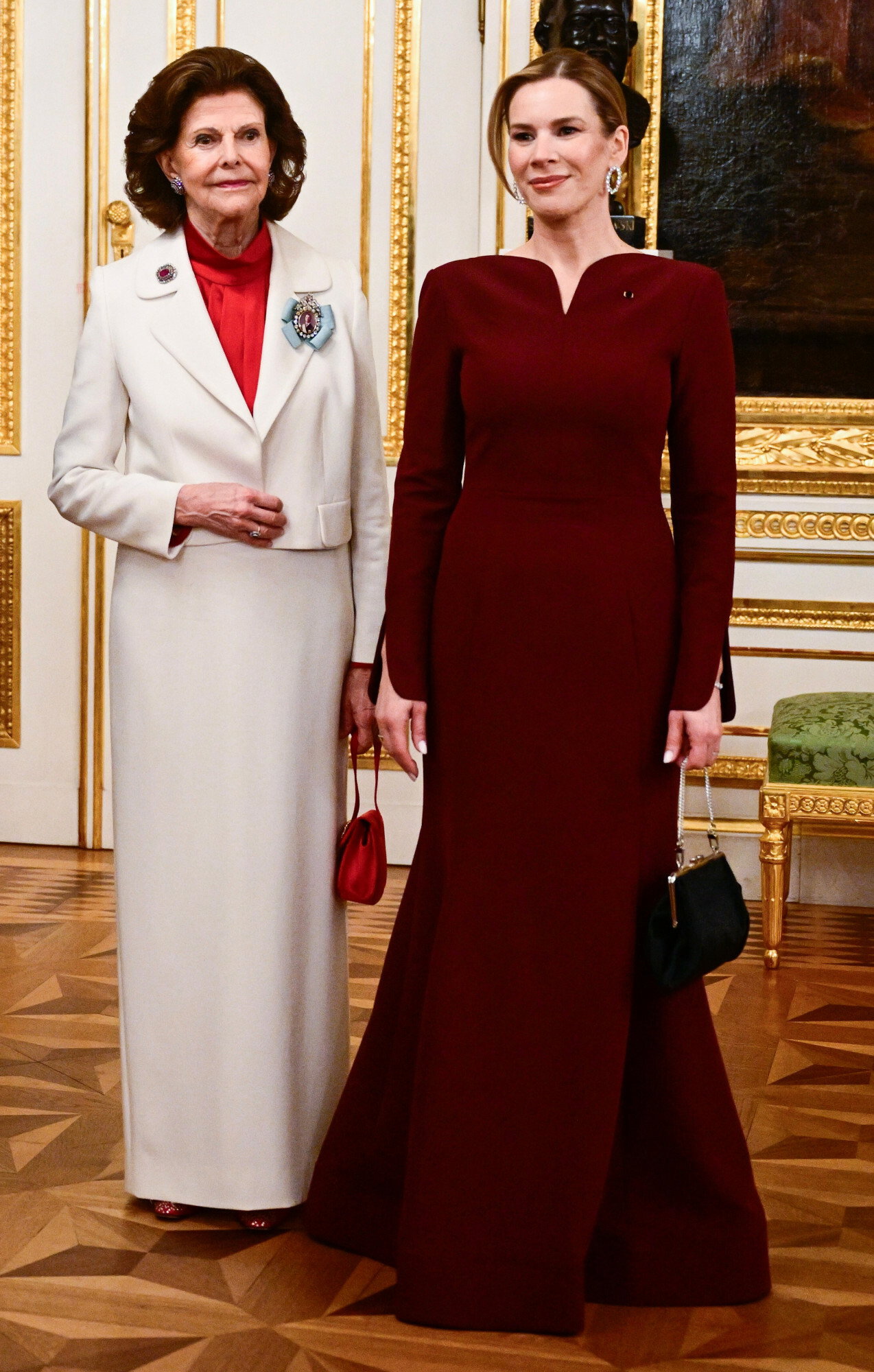 Marta Nawrocka skradła show podczas kolacji z królem. Co za suknia!a