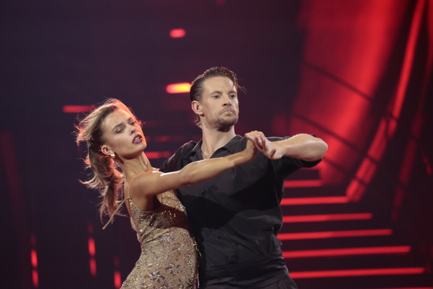 Sebastian Fabijanski, Julia Surys