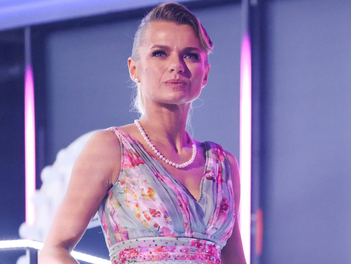 Emilia Komarnicka lajkuje komentarze uderzające w "TzG". Widzowie w szoku