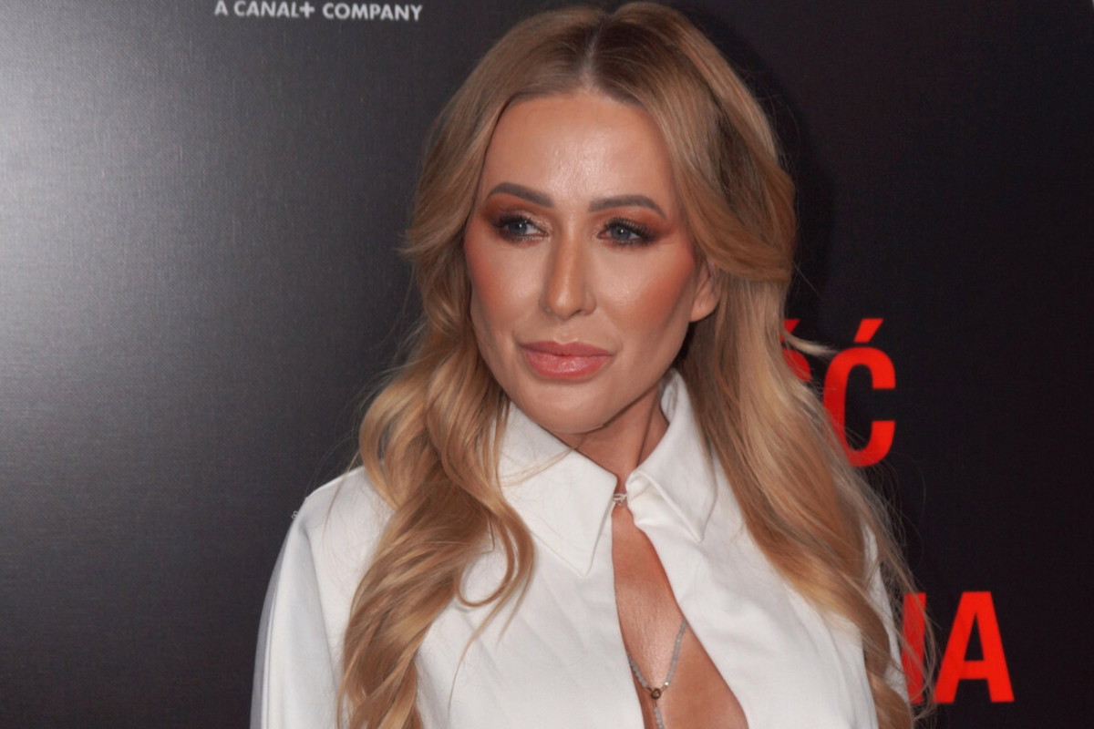 Sylwia Peretti zamknięta na cmentarzu. Zwróciła się do fanów