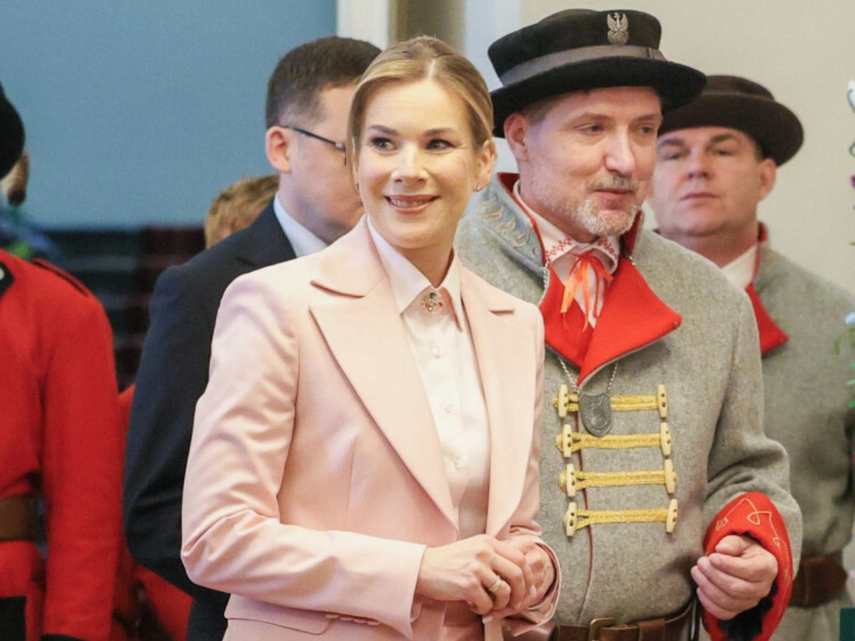 Marta Nawrocka cała na różowo