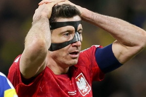 Smutny wpis Lewandowskiego po przegranej ze Szwecją. Co w jego obecnością w kadrze?