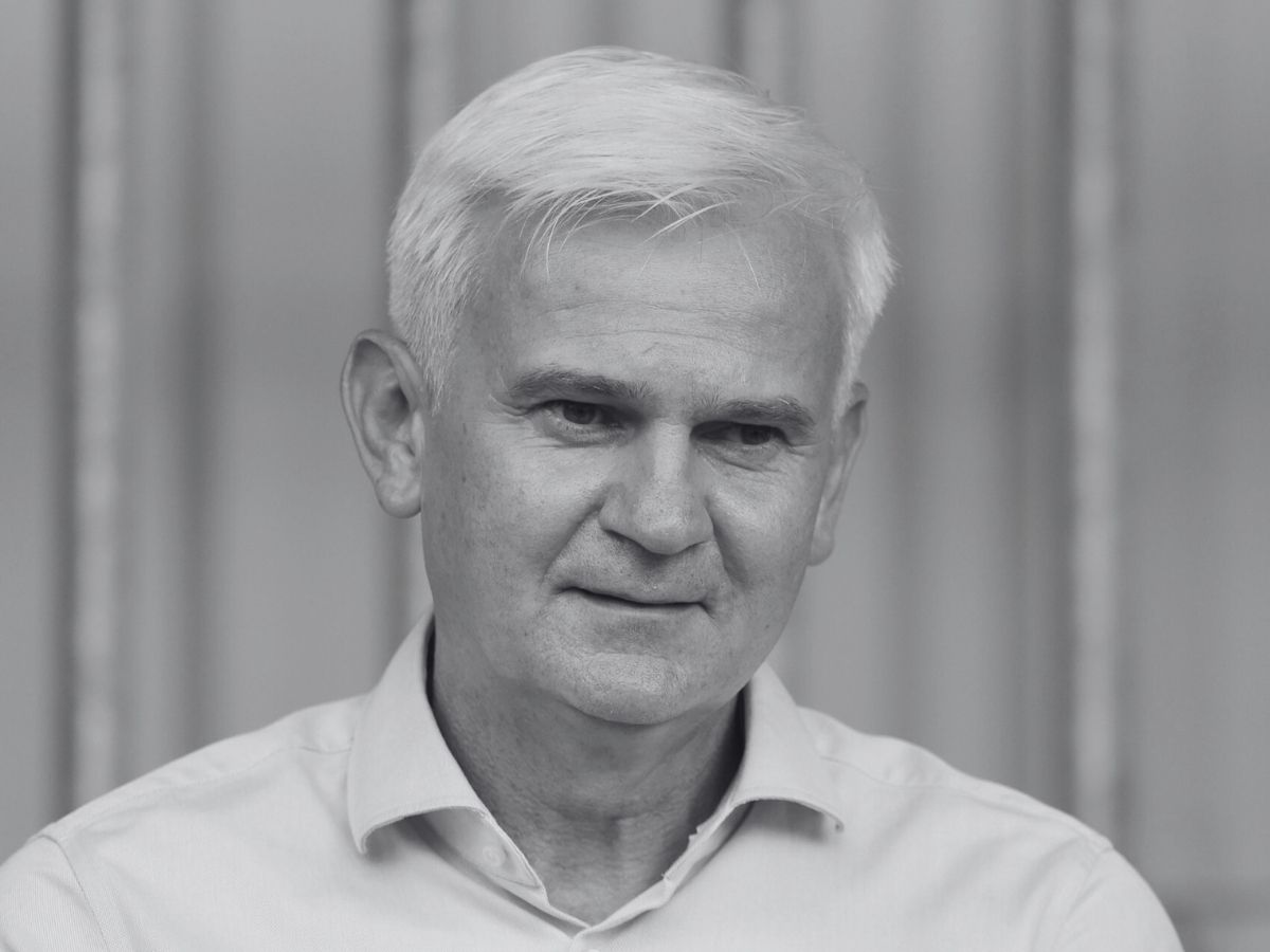 Nowe informacje ws. pogrzebu Jacka Magiery. Żona trenera zaapelowała do żałobników fot. Grzegorz Wajda/REPORTER