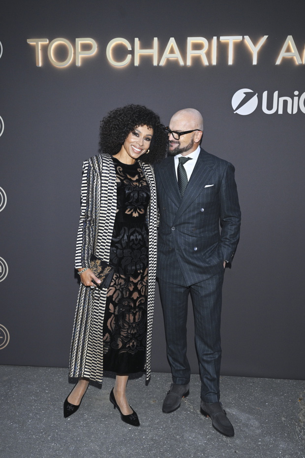 Omena Mensah i Rafał Brzoska na Top Charity Art 2026