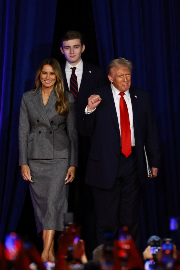 Donald Trump długo ukrywał swojego najmłodszego syna. Czym się zajmuje?