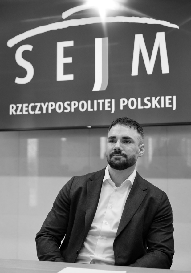 Pogrzeb Łukasza Litewki. Pod Sejmem pojawi się specjalny autobus