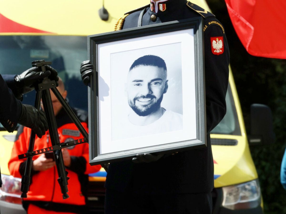Wszyscy to przeoczyli. Przejmujący widok na trumnie Łukasza Litewki