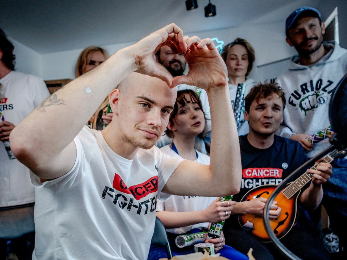 Wszyscy wywoływali ich do wpłaty na streamie Łatwoganga. Zabrali głos dopiero po zakończeniu akcji