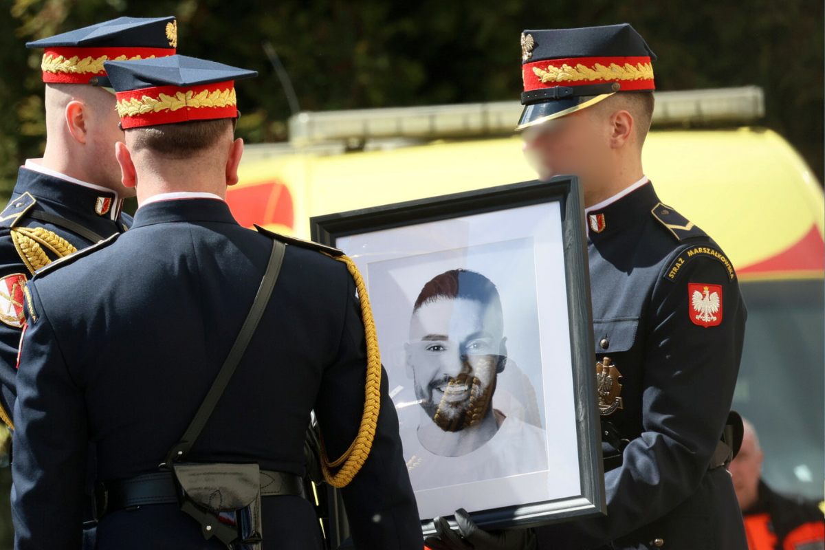 Rozpoczął się pogrzeb Łukasza Litewski. Ten widok porusza do łez