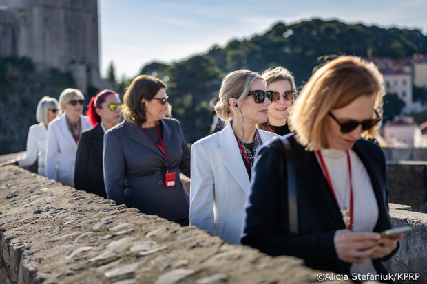Nawrocka i Duda w Dubrowniku. Zaskoczył stylizacjami