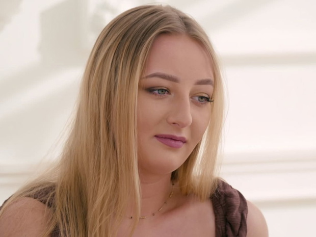 „Love is blind: Polska”: Scena w salonie sukien ślubnych zszokowała widzów. Julia zareagowała