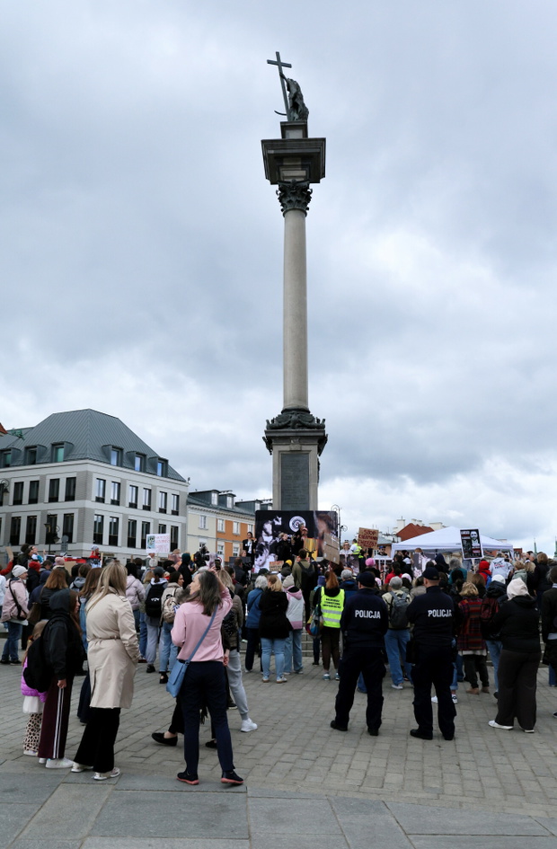 Tłumy wyszły na ulicę w dniu urodzin Litewki. Tak oddano mu hołd