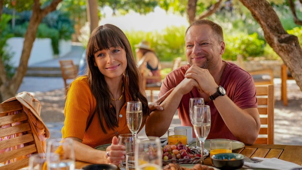 "Planeta Singli 4" zmiażdżona przez widzów i krytyków. A jednak hit Netfliksa!