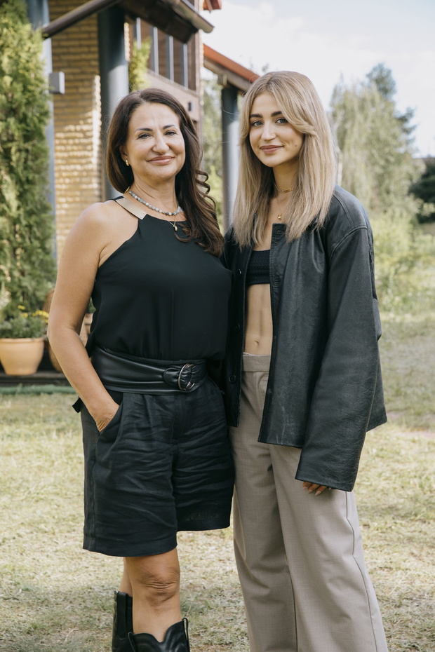 Lucyna z córką w "Moja mama i twój tata"