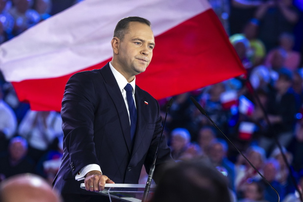 Sikorski krytykuje tatuaż Nawrockiego: "Prezydent powinien mieć patriotyczne symbole"