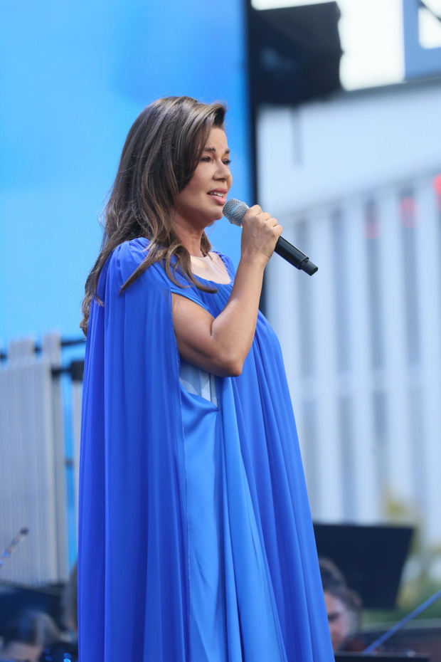 Edyta Górniak na koncercie "Piosenka na cztery strony świata"