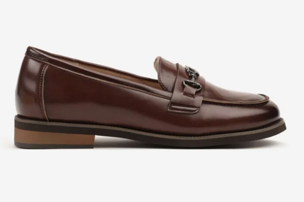 Brązowe mokasyny w stylu "preppy" z Renee za 199,99 złotych