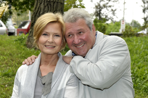 Najpierw Barbara Bursztynowicz, a teraz on. Tak ostatecznie zakończy się wątek uwielbianego aktora w "Klanie"!