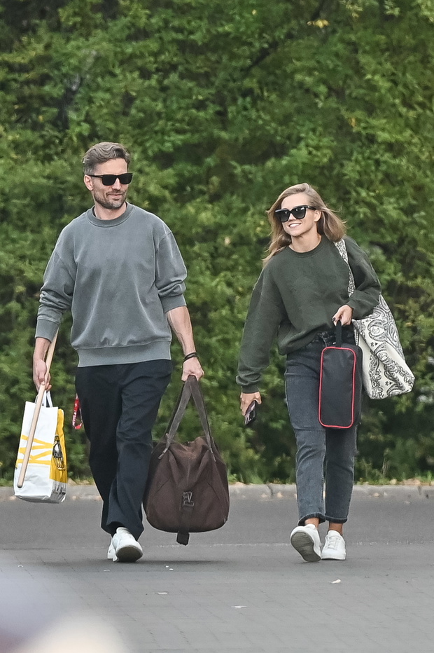 Agnieszka Kaczorowska i Marcin Rogacewicz wracają z treningu do "Tańca z Gwiazdami". Nowe zdjęcia paparazzi