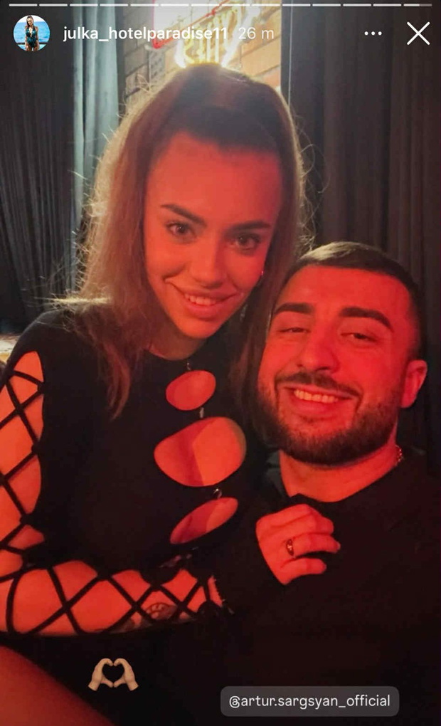 Julia z "Hotelu Paradise" jest w związku ze zwycięzcą wcześniejszej edycji show
