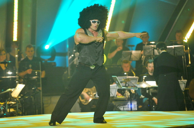 Salsa Mariusza Pudzianowskiego i Magdaleny Soszyńskiej w "Tańcu z gwiazdami"