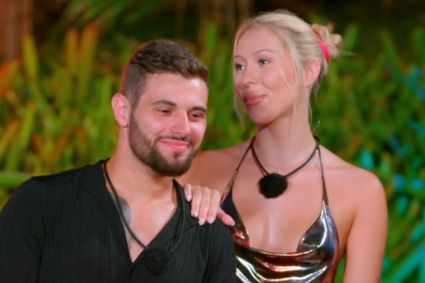 Co dalej z relacją Alex i Karola z "Hotelu Paradise"?