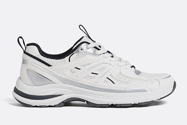Modne buty "dad shoes" w stylu Anny Lewandowskiej ze Stradivariusa za 149 złotych