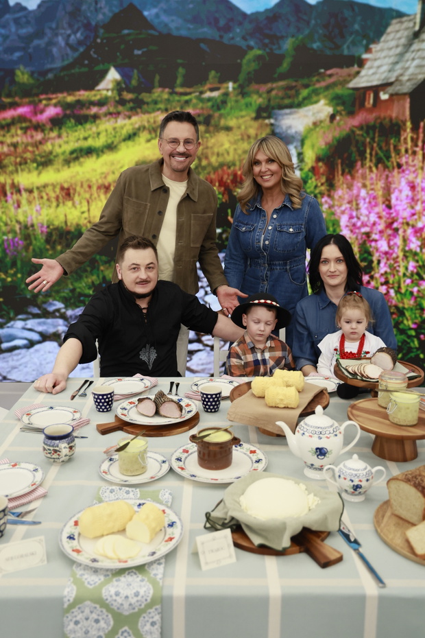 Janusz Stechura z "Farmy" z rodziną: narzeczona Barbara, córka Marysia i syn Marcel