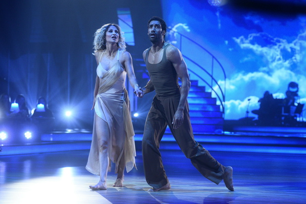 Gamou Fall i Hanna Żudziewicz w finale "Tańca z Gwiazdami" fot. VIPHOTO/East News