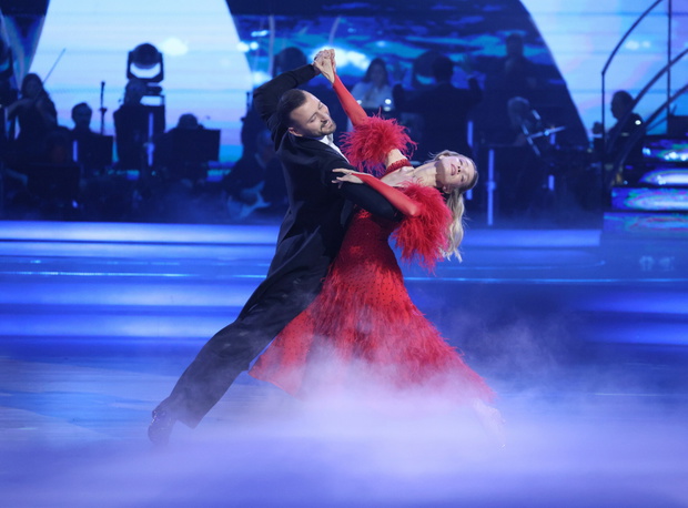 Paulina Gałązka i Michał Bartkiewicz w finale "Tańca z Gwiazdami" fot. Wojciech Olkusnik/East News