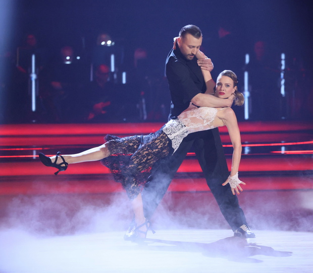 Magdalena Boczarska i Michał Bartkiewicz w "Tańcu z Gwiazdami" fot. Wojciech Olkusnik/East News