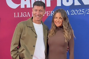 Anna Lewandowska na imprezie FC Barcelony w modnej spódnicy "rose skirt". To będzie hit lata