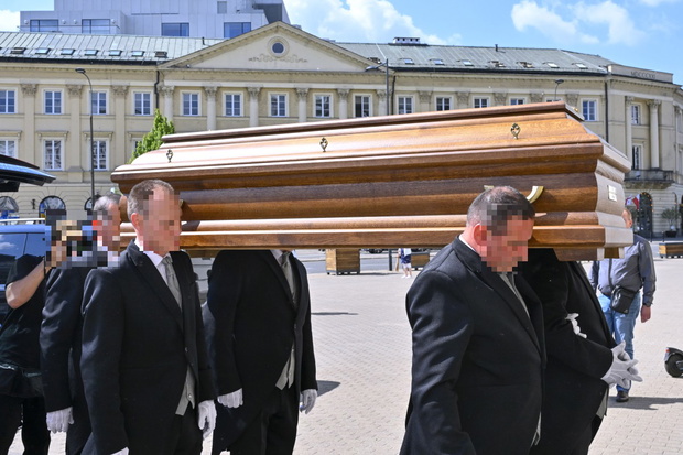 Pogrzeb Stanisławy Celińskiej. Tłumy żegnają wybitną artystkę