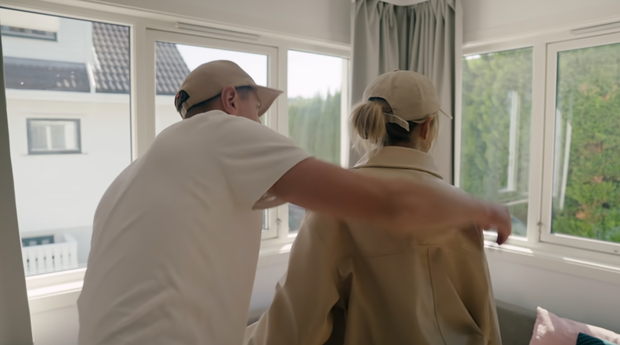 Tak mieszka Kamil z "Love is Blind". Praktyczny minimalizm