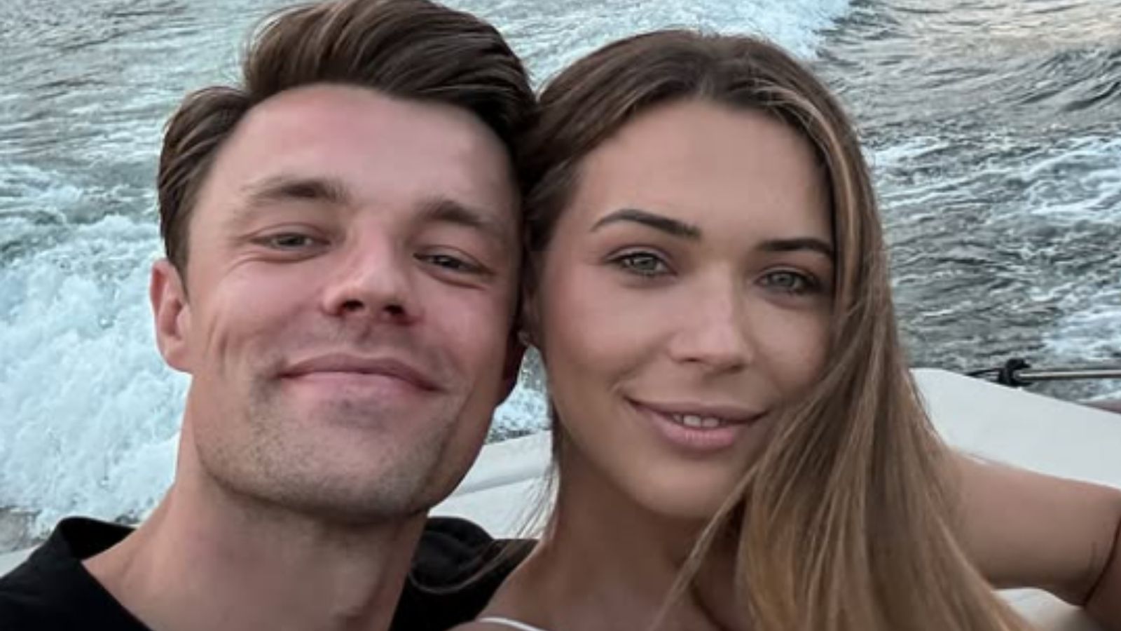 Sandra Kubicka na romantycznych kadrach z ukochanym. Tak spędzali swoje włoskie wakacje fot. Instagram @adamzaorski