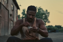 Obejrzyjcie, zanim zniknie z Netfliksa. Oscarowy hit z wampirami robi furorę