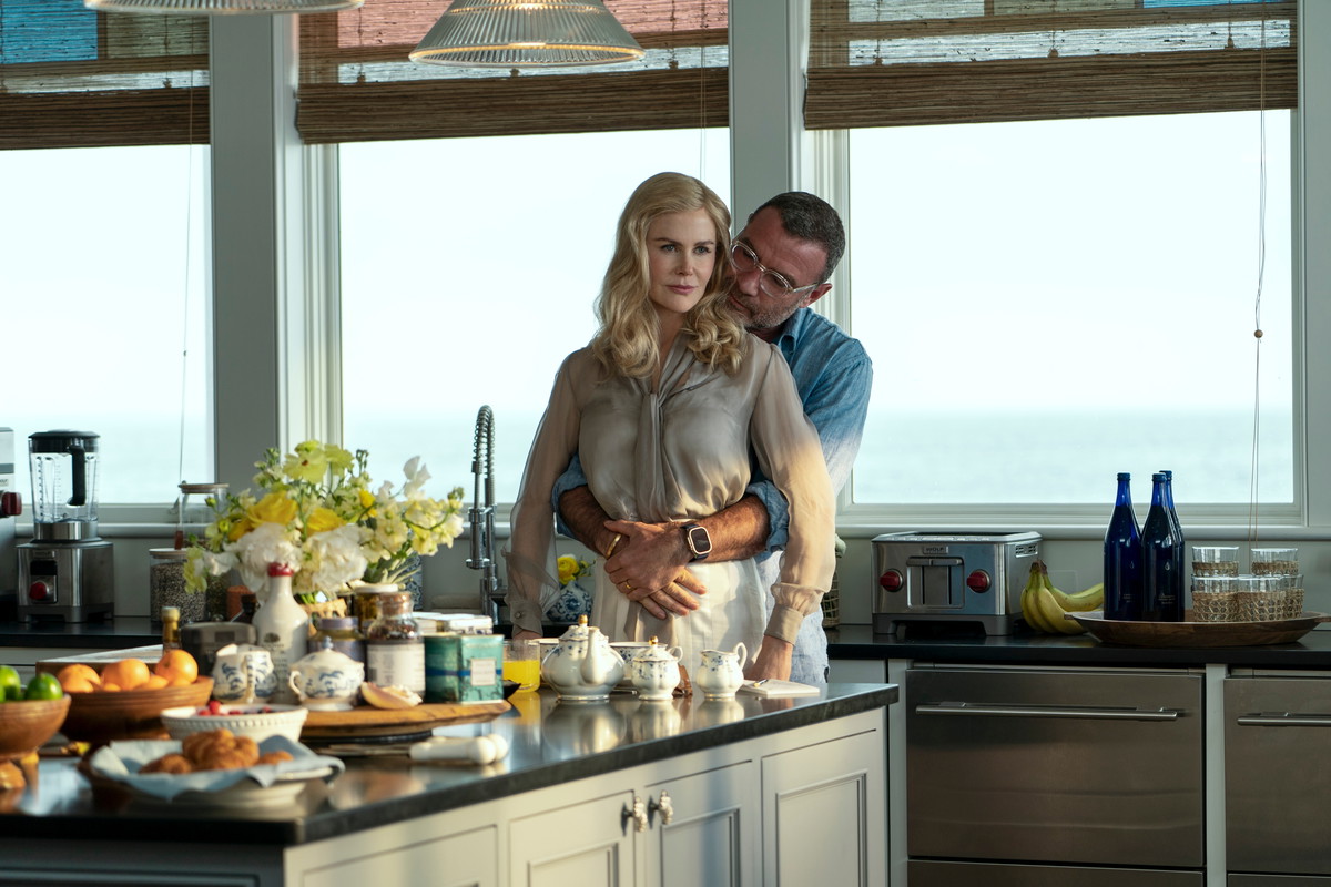 5 seriali w stylu domestic noir na Netfliksie idealnych na lato