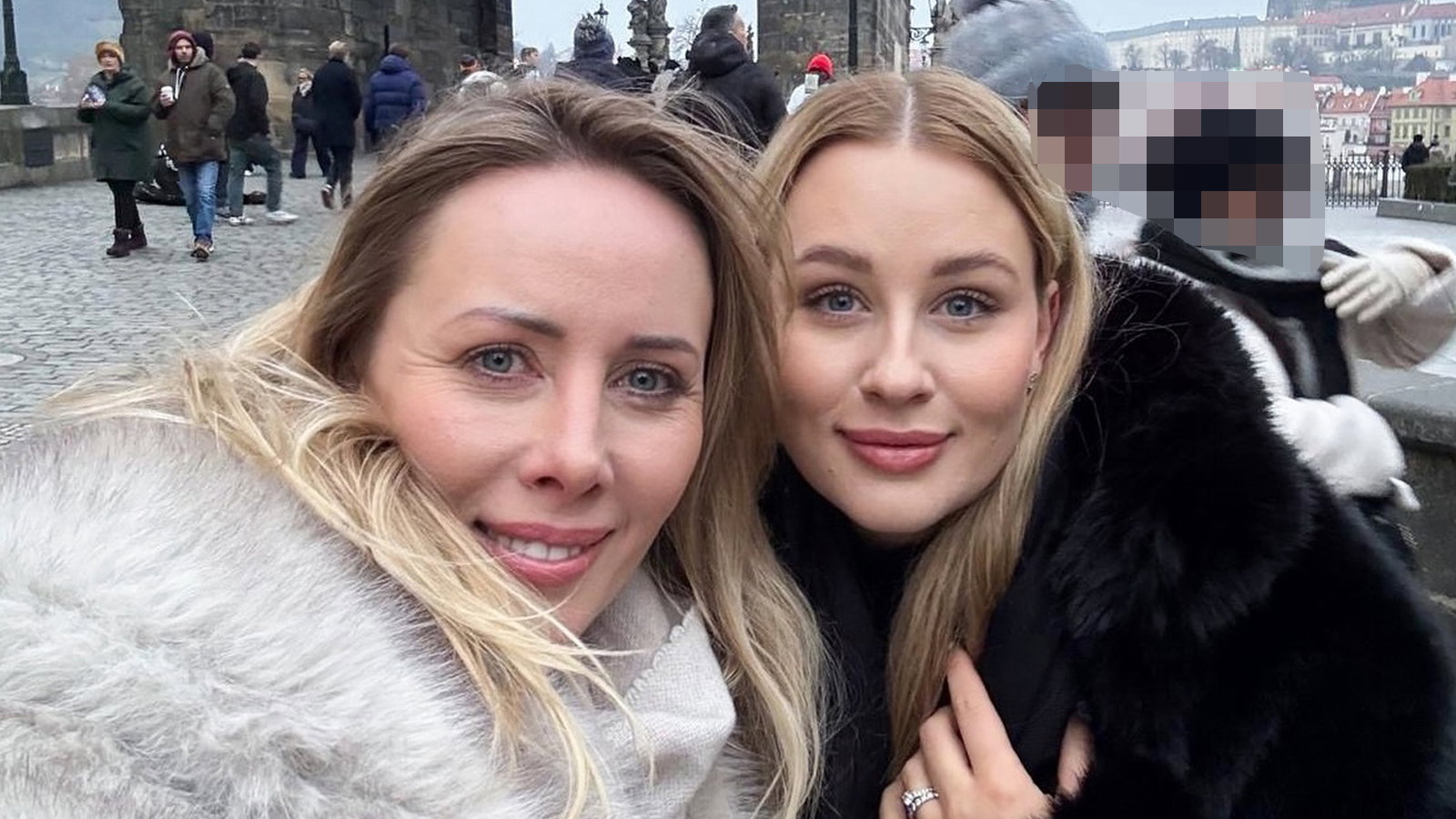Matka w obronie Andziaks po ataku aktywistów: "Zdemolowaliście dom mojej córce. Jesteście szczęśliwi?!"