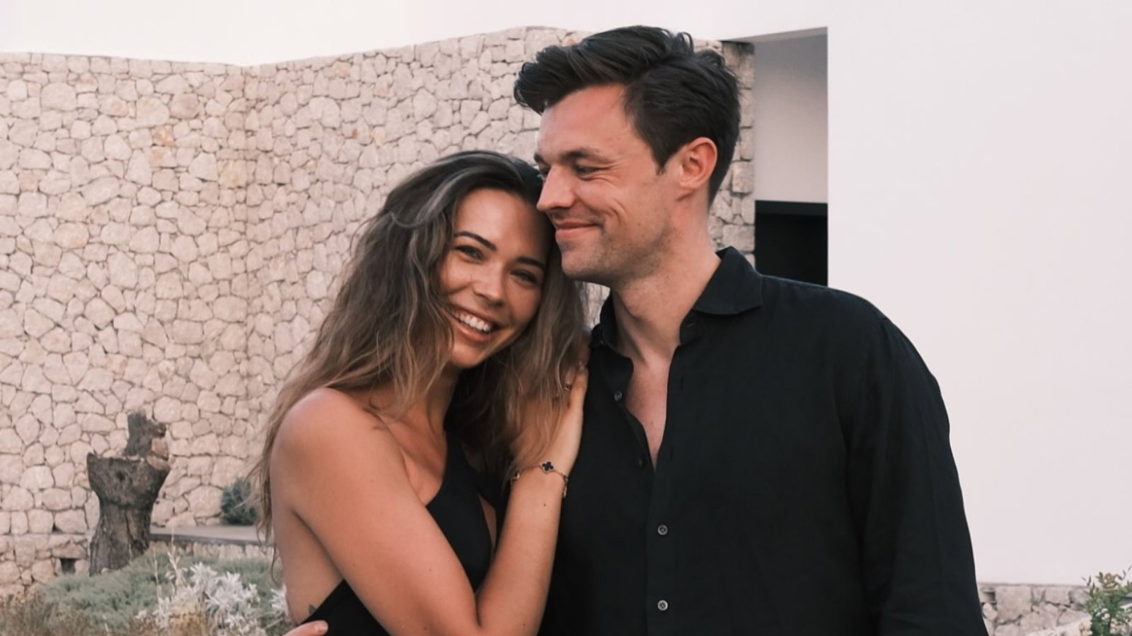 Sandra Kubicka z ukochanym nadają z wakacji. "Tak wygląda szczęśliwa kobieta"