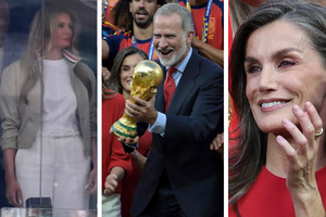 Sportowa Melia Trup i elegancka Królowa Letizia na finale mundialu. Ta suknia królowej Hiszpanii skradła całe show