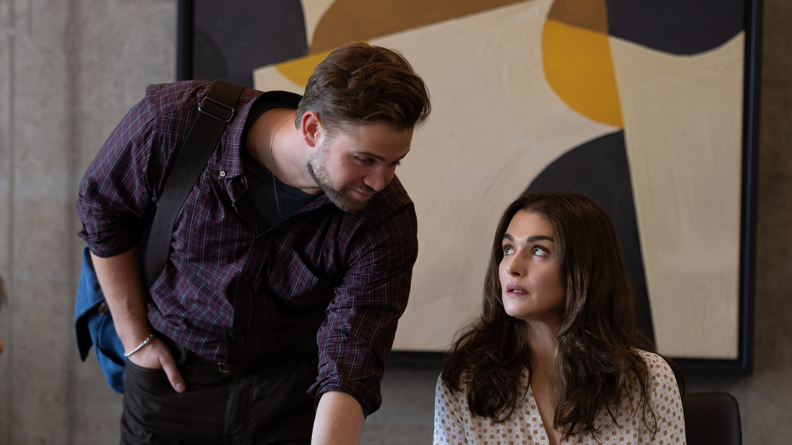 Straciła głowę dla młodego profesora. Ten romans z Rachel Weisz od Netfliksa rozpala zmysły