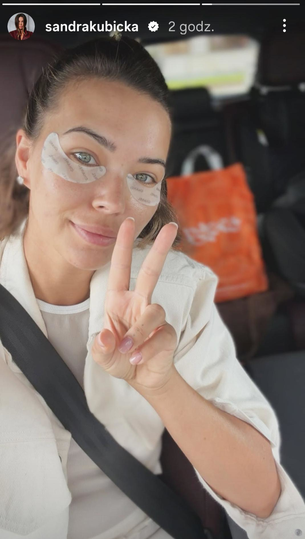 Sandra Kubicka szykuje się do sesji zdjęciowej