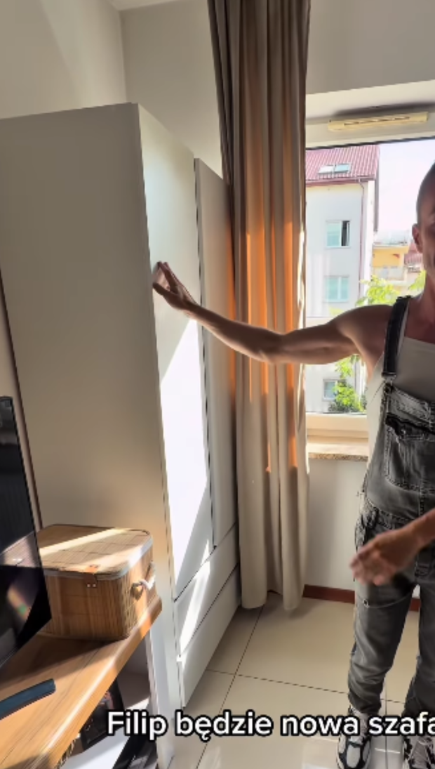 Szafa w mieszkaniu Darii i Filipa z 