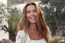 Sandra Kubicka zachwyciła w białym komplecie. Ten letni hit zalał ulice