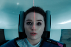 Udawała, że choruje na nowotwór i zarobiła miliony. Ten serial Netfliksa oparty na faktach szokuje