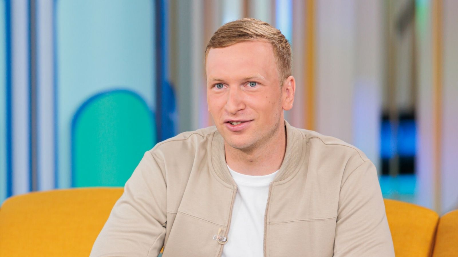 Bartłomiej Kubkowski przepłynął Bałtyk ze Szwecji do Polski. Wzruszające sceny na brzegu