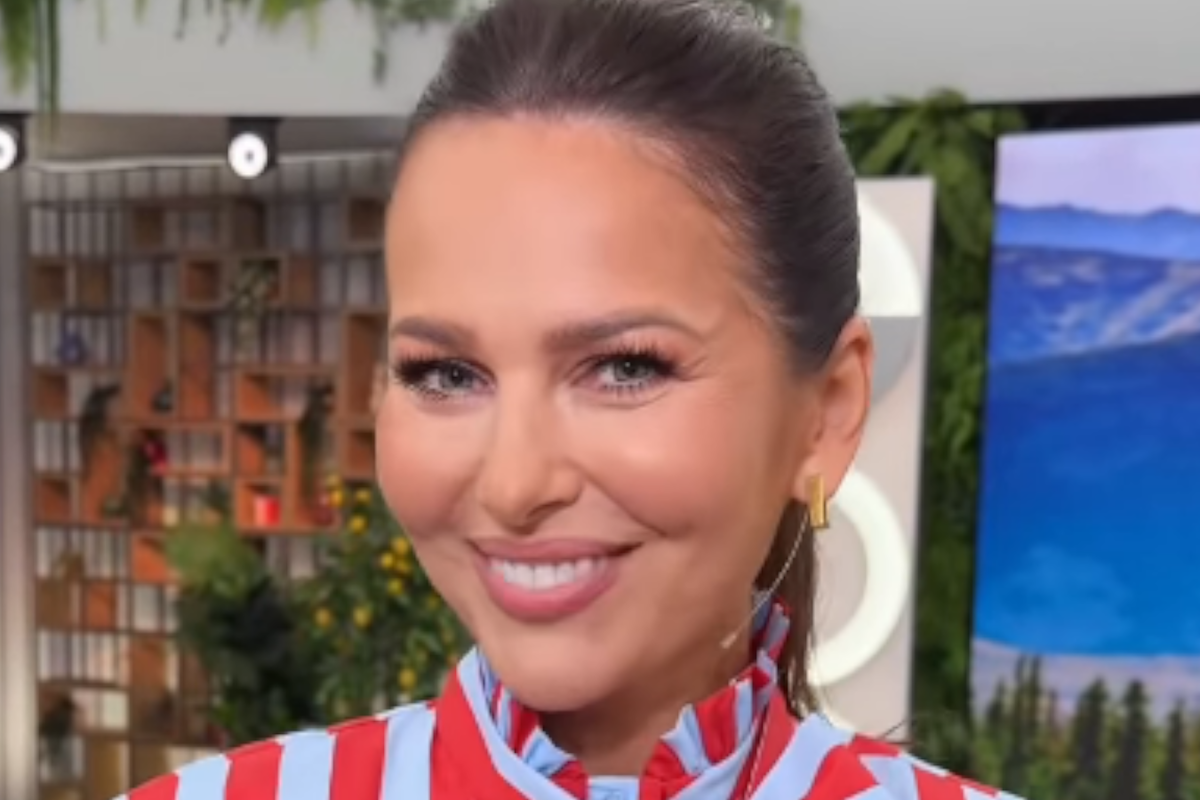 Paulina Sykut w modnej bluzce ''Modern Sailor Peplum'' na lato. Upolowała ją w popularnej sieciówce